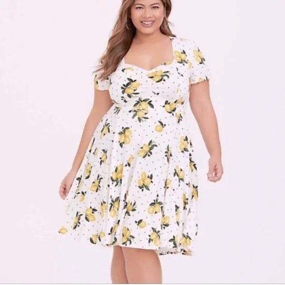 Torrid Stretch Challis Lemons Dress NWT 2 - Picture 1 of 5
